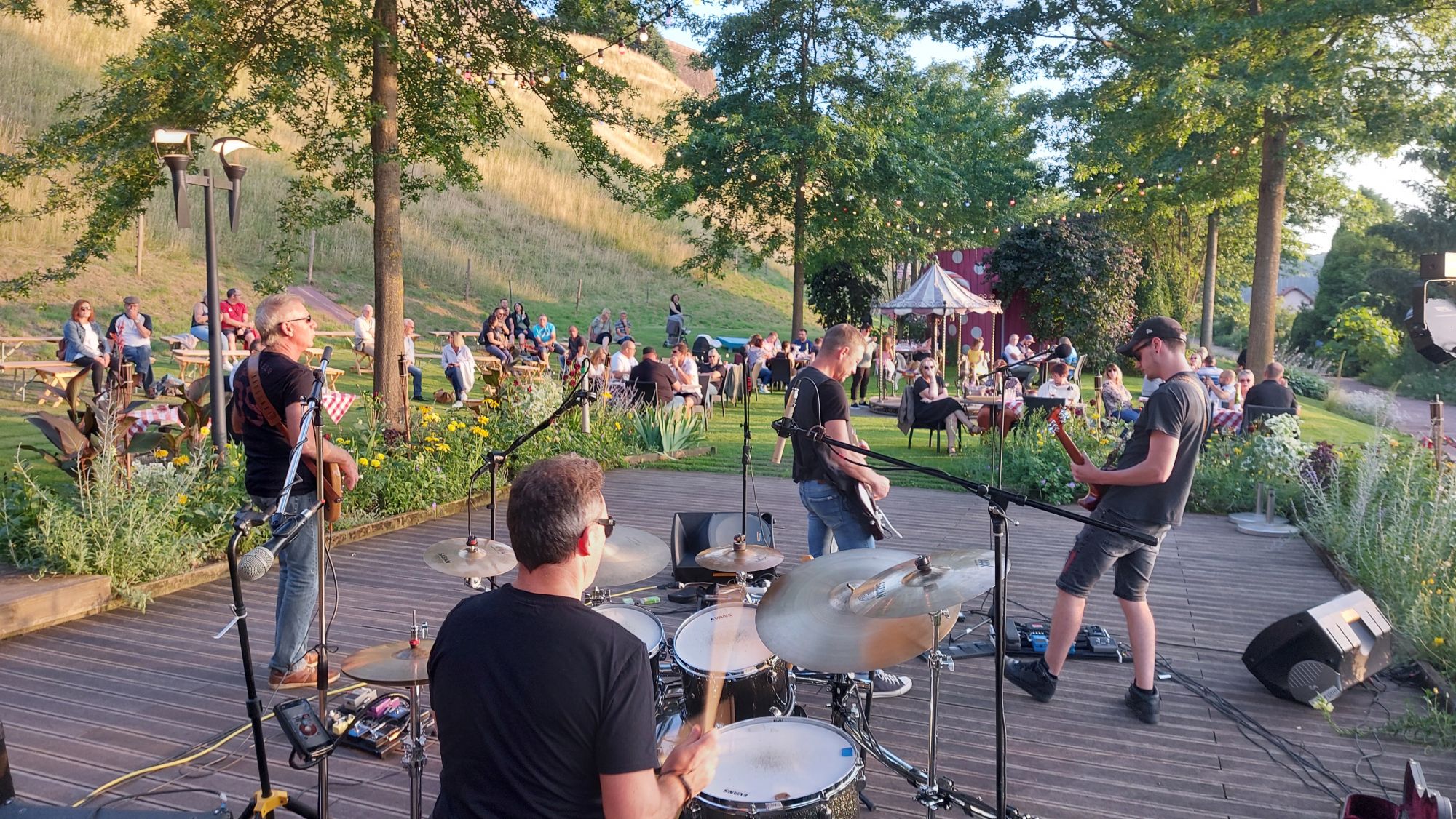 BBQ-Concert au jardin pour la Paix